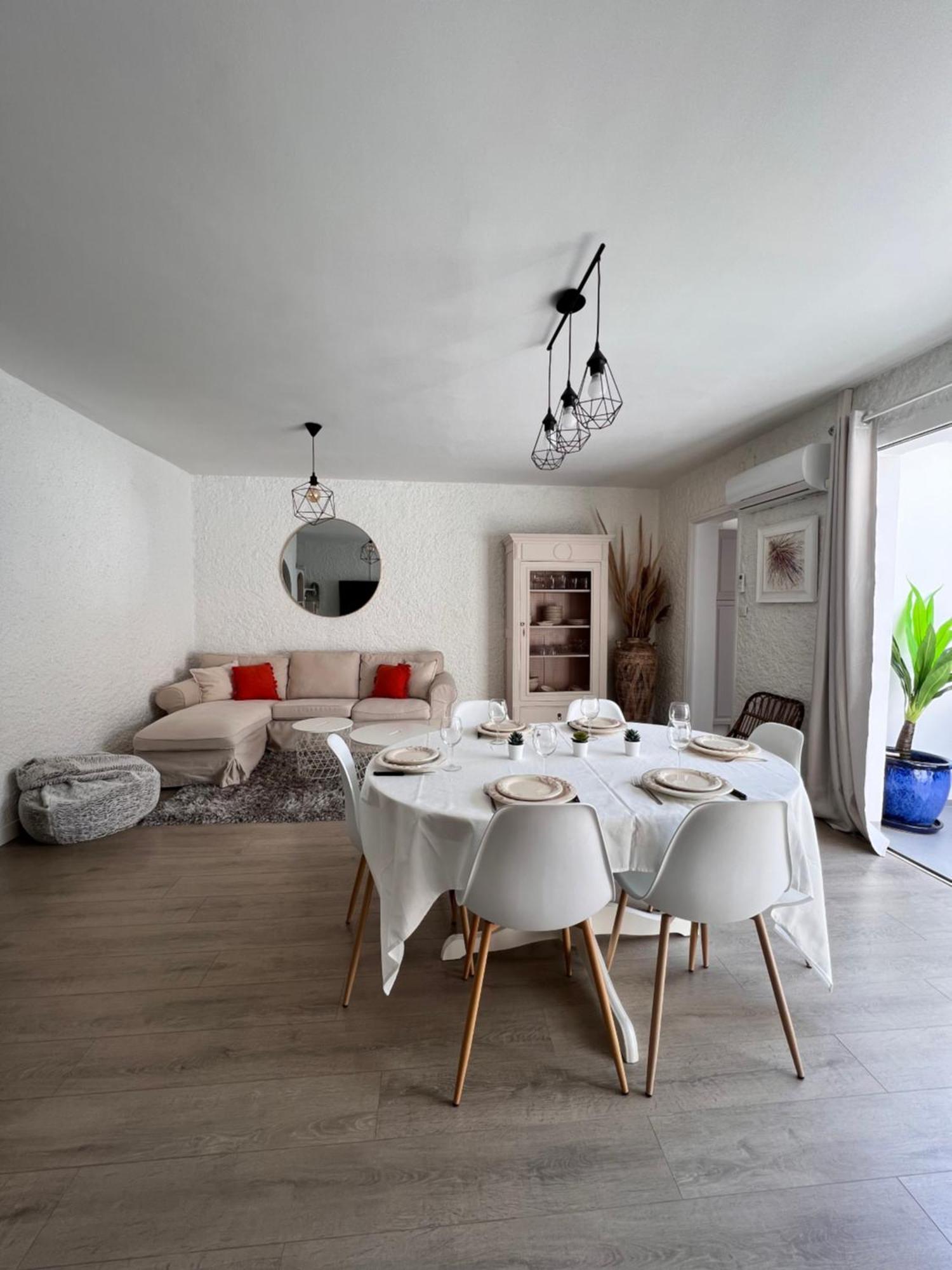 הוילה נרבון Gorgeous Town House מראה חיצוני תמונה